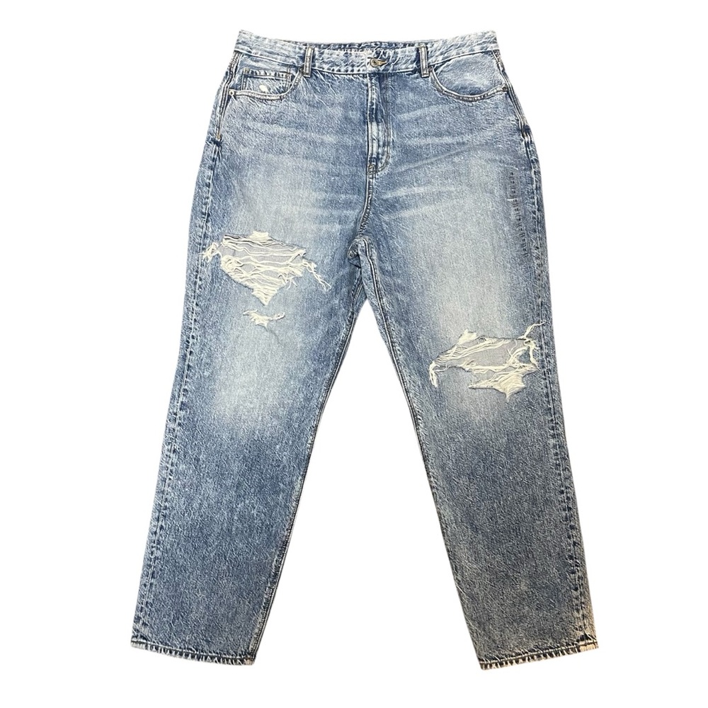 American Eagle Curvy Mom Jeans NWOT Distressed high rise long length